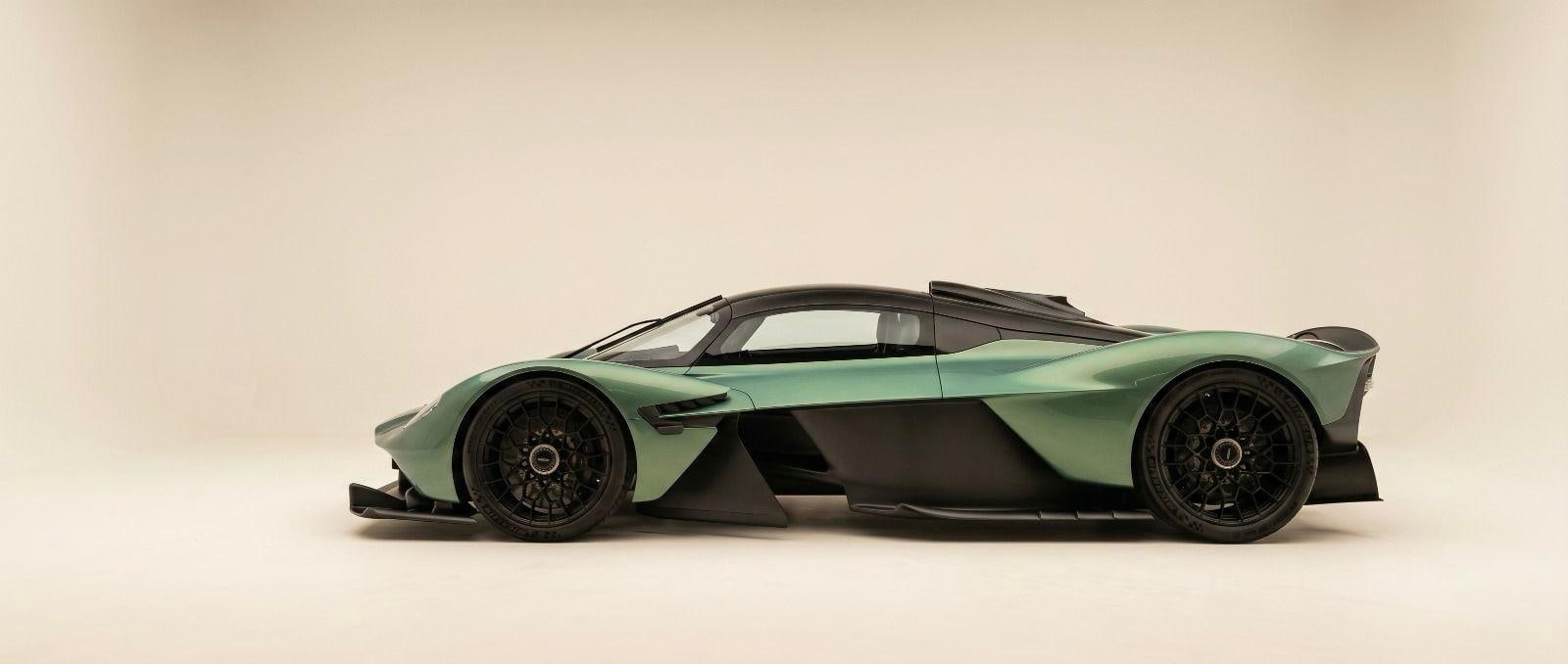 Aston Martin Valkyrie im Hause Autowelt Schweiz